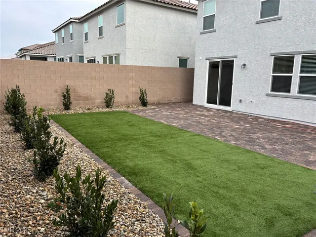 $2,350 | 5929 Violet Crown Street, North Las Vegas, NV 89081