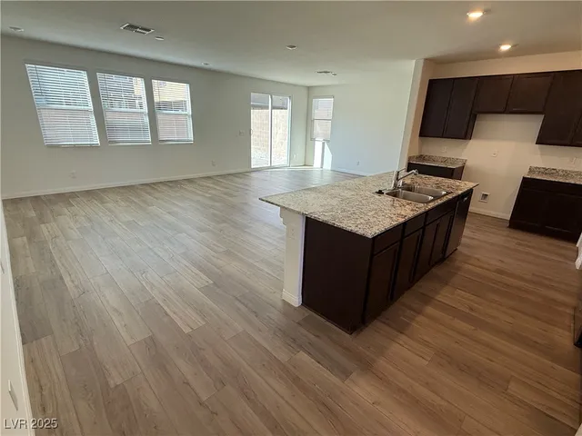 $2,400 | 5929 Violet Crown Street, North Las Vegas, NV 89081