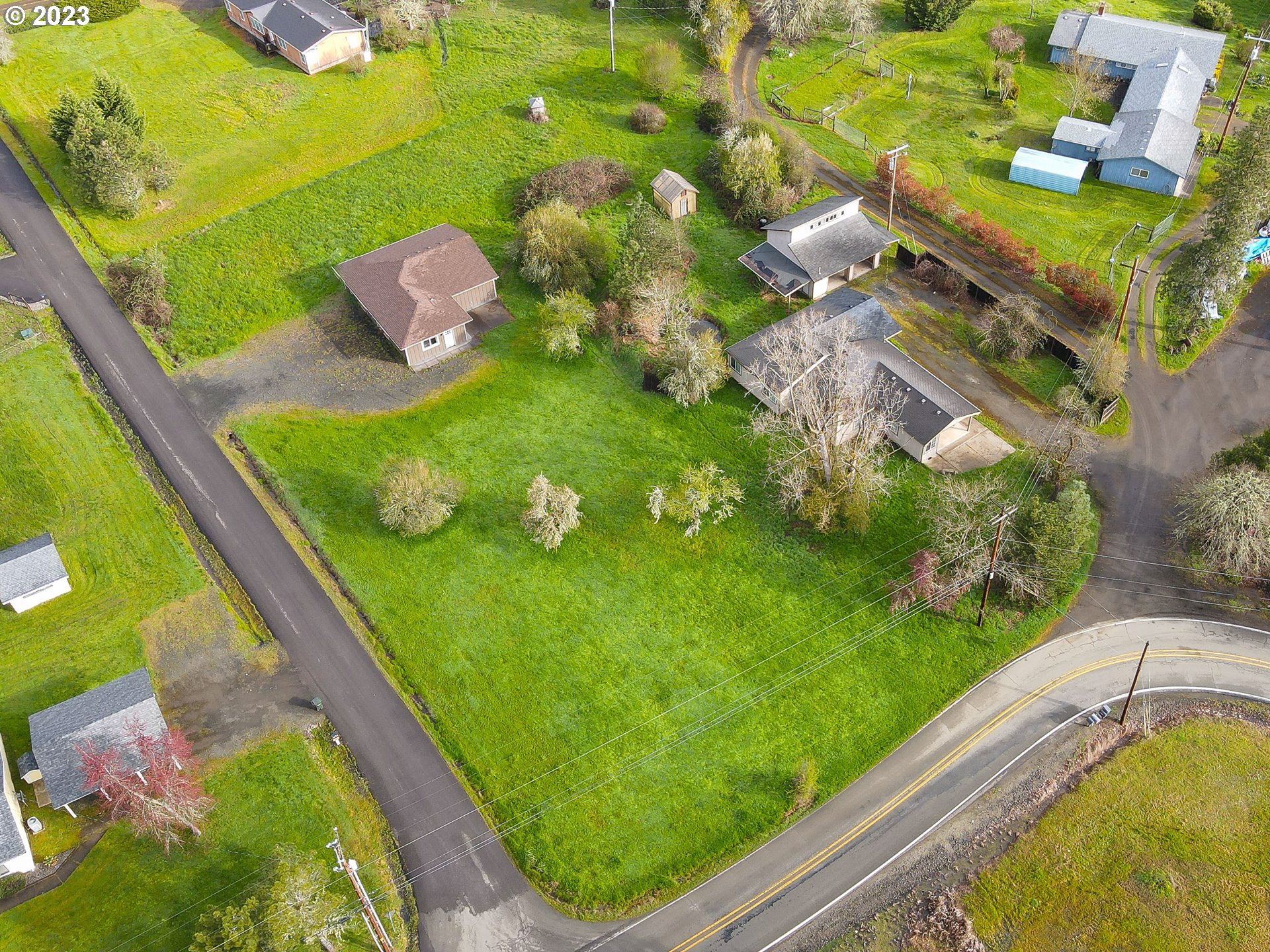 3020 Fisher Road Roseburg, OR 97471 - Photo 47 of 48 Gallery Image 47