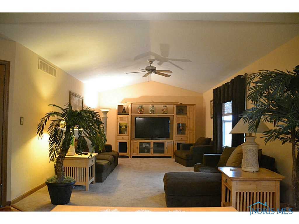 5603 Cedar Point Road Oregon, OH 43616 - Photo 6 of 20 Gallery Image 6