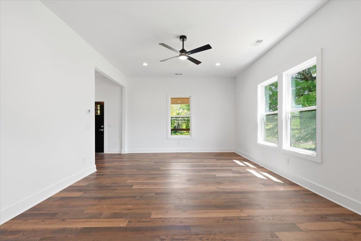 202 South Howard Avenue Landrum, SC 29356 - Photo 17 of 30