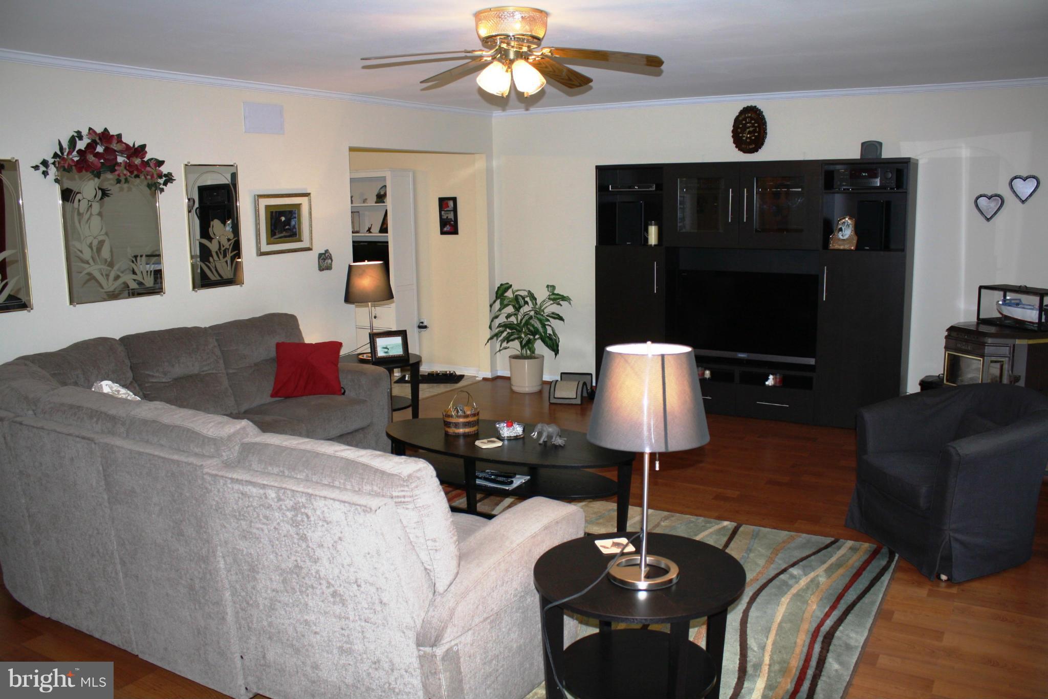 2012 Whiteford Road Whiteford, MD 21160 - Photo 11 of 30 Living Room