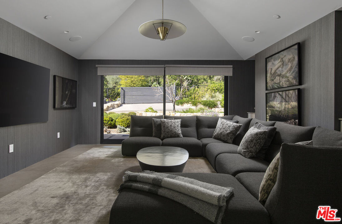 790 Rockbridge Road Santa Barbara, CA 93108 - Photo 16 of 32