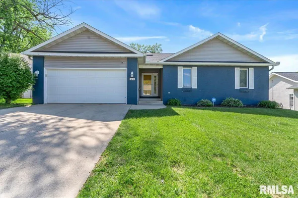 $305,000 | 45 Royal Road, Springfield, IL 62702