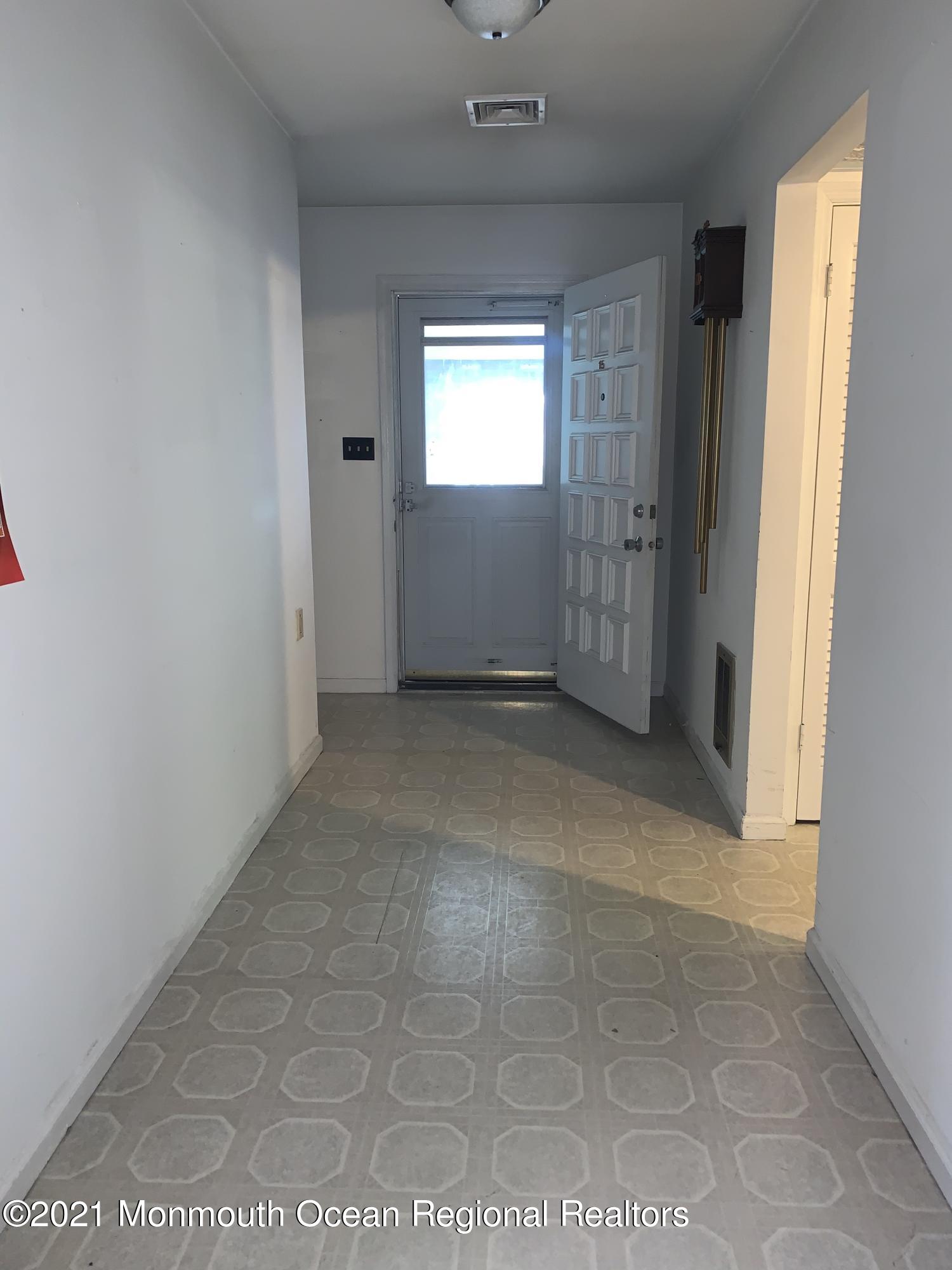 15 Dartmoor Road Brick, NJ 08724 - Photo 2 of 14 IMG_4816-preview
