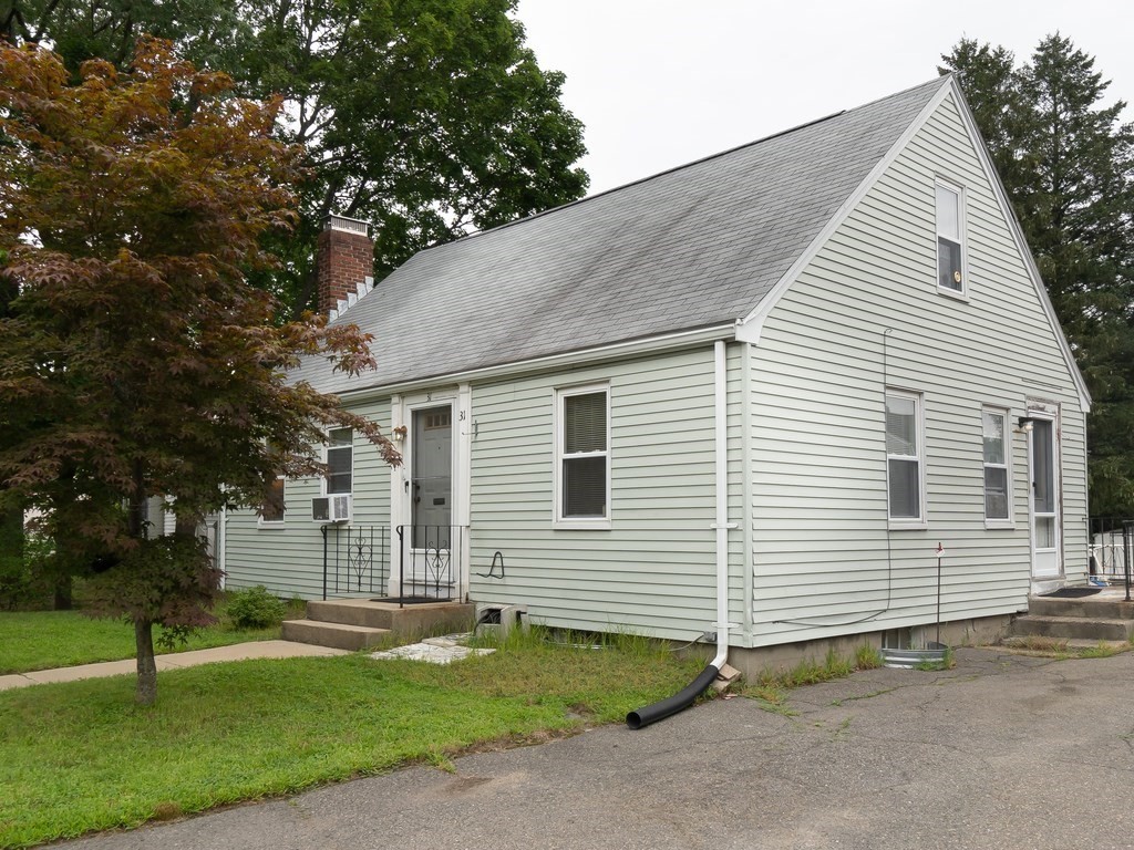 31 Falmouth Road Watertown, MA 02472 - Photo 1 of 33