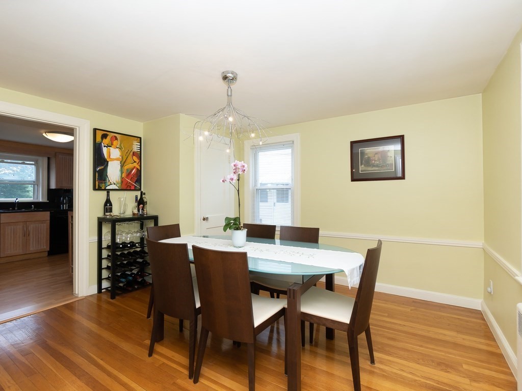 31 Falmouth Road Watertown, MA 02472 - Photo 7 of 33