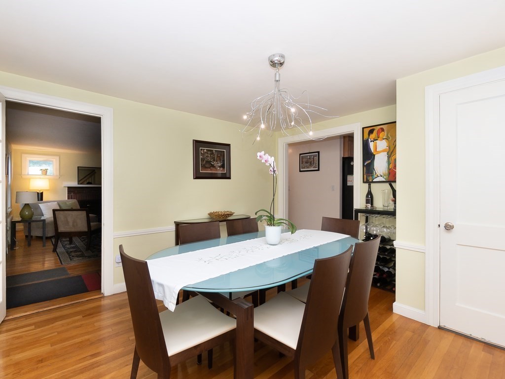 31 Falmouth Road Watertown, MA 02472 - Photo 10 of 33