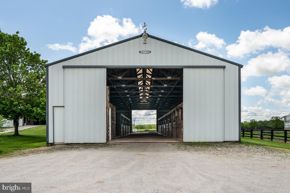 1384 Bon-Ox Road Gettysburg, PA 17325 - Photo 50 of 100 Stalls