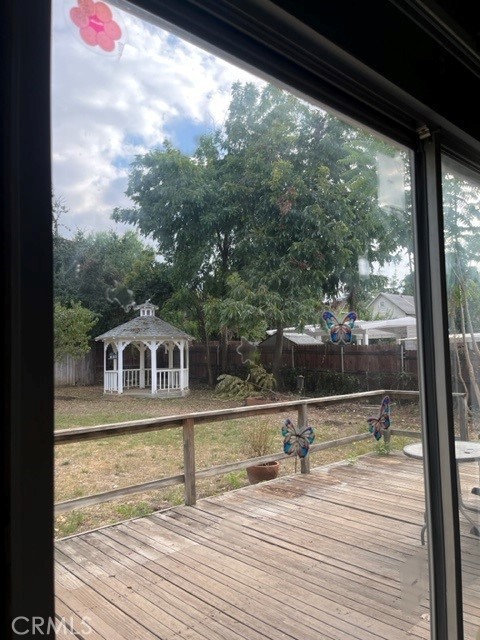 431 Chestnut Avenue Redlands, CA 92373 - Photo 22 of 23 a view of a house with a swimming pool