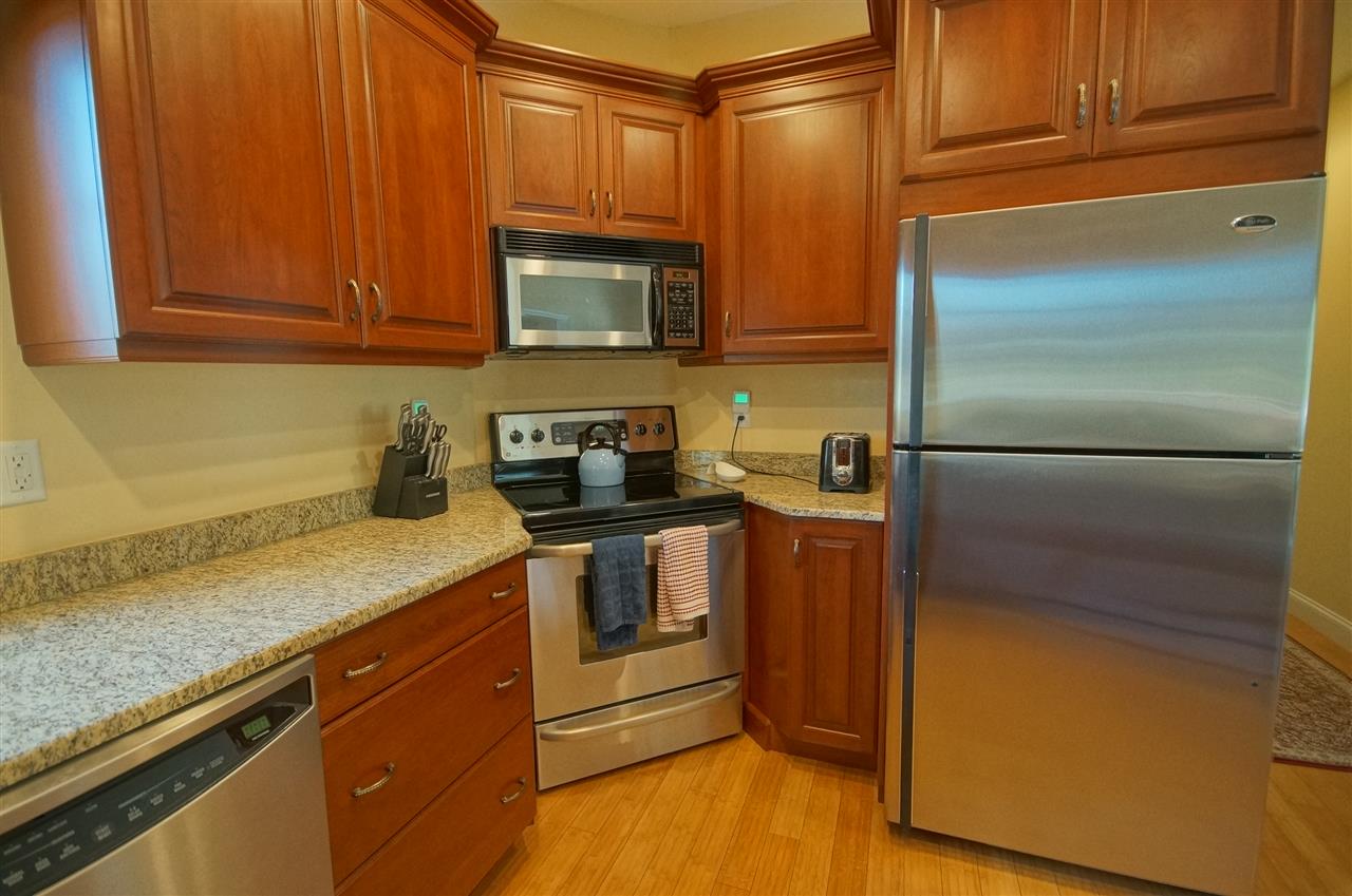 9 Lamplighter Village Road, Unit 9 Windham, NH 03087 - Photo 20 of 34