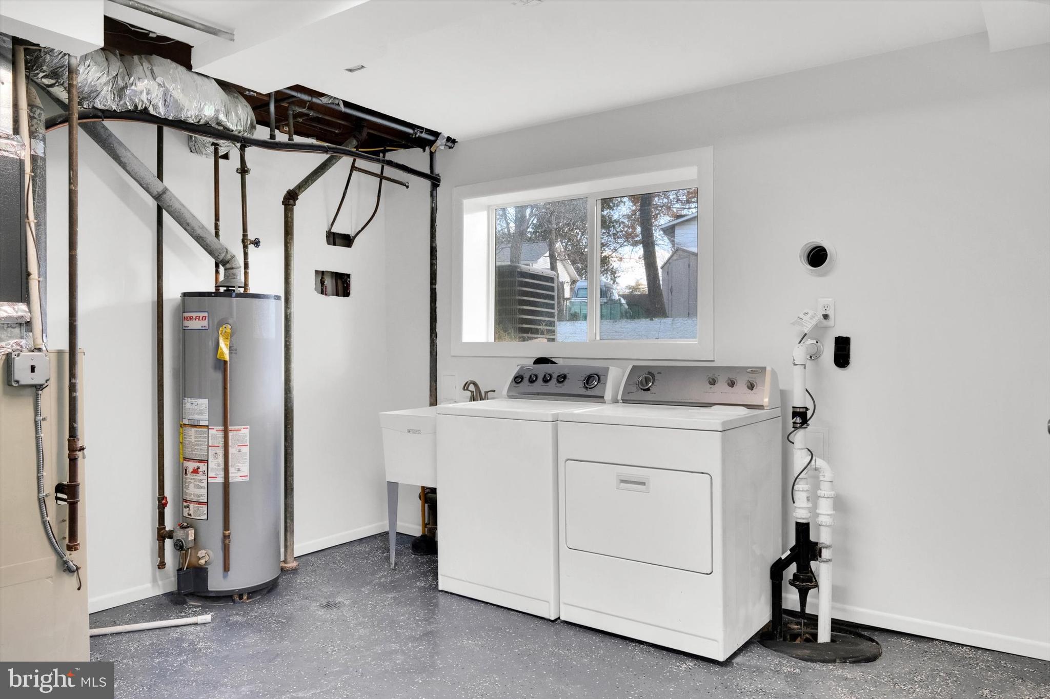 4224 Kinmount Road Lanham, MD 20706 - Photo 38 of 45 a view of a utility room with closet and windows