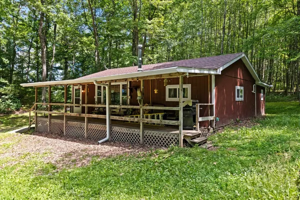 $680,000 | E559 Indian Valley Road, Waupaca, WI 54981