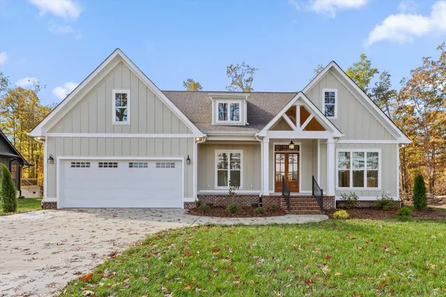 $650,000 | 2748 Mowbray Pike, Soddy Daisy, TN 37379