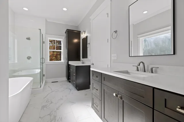 $650,000 | 2748 Mowbray Pike, Soddy Daisy, TN 37379