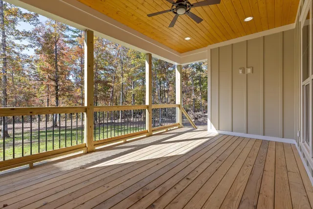 $650,000 | 2748 Mowbray Pike, Soddy Daisy, TN 37379