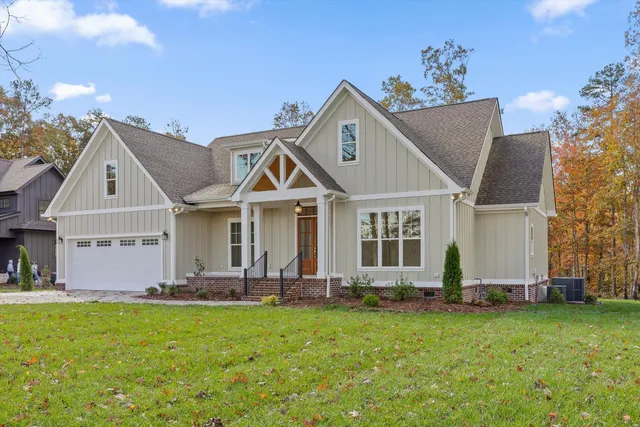 $650,000 | 2748 Mowbray Pike, Soddy Daisy, TN 37379