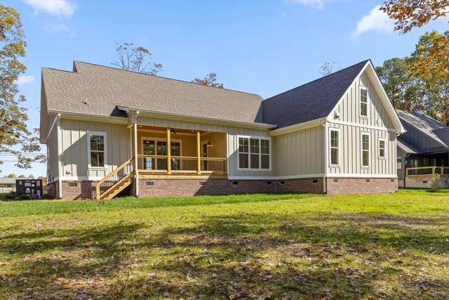 $650,000 | 2748 Mowbray Pike, Soddy Daisy, TN 37379