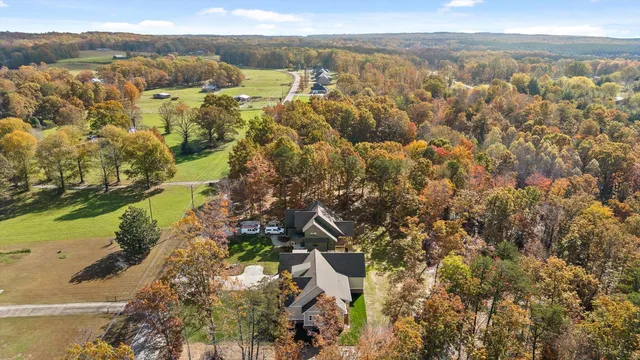 $650,000 | 2748 Mowbray Pike, Soddy Daisy, TN 37379