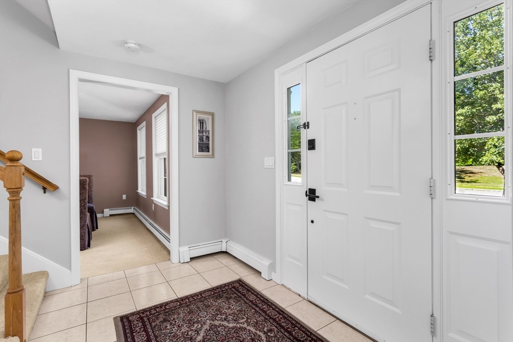 19 Padden Road Franklin, MA 02038 - Photo 4 of 42