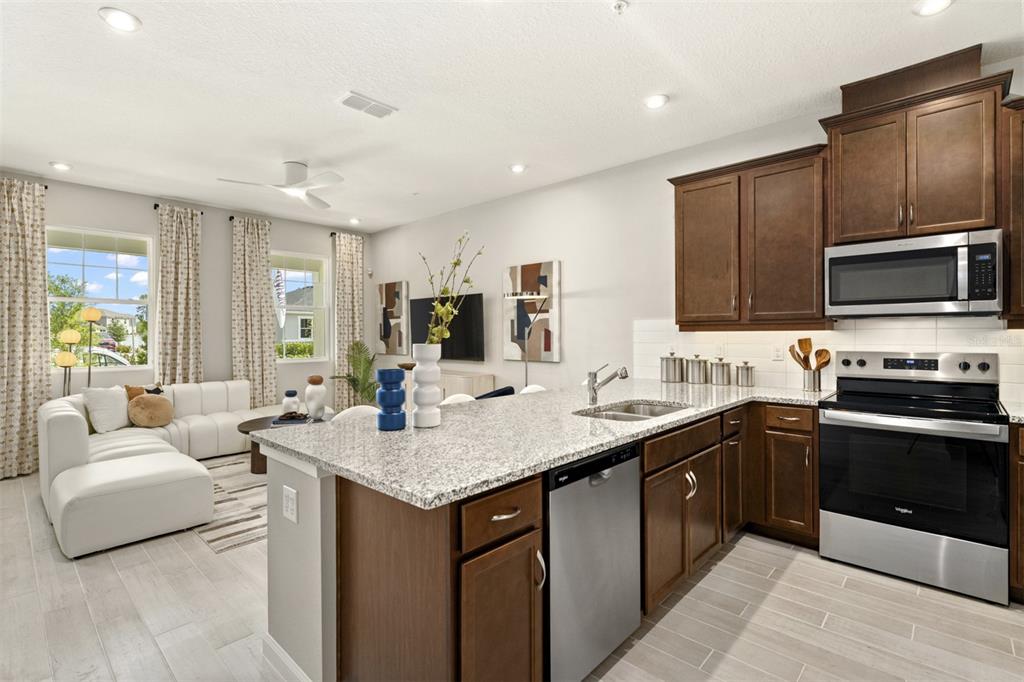 108 Royal Rnch Road Groveland, FL 34736 - Photo 7 of 22 Gallery Image 7