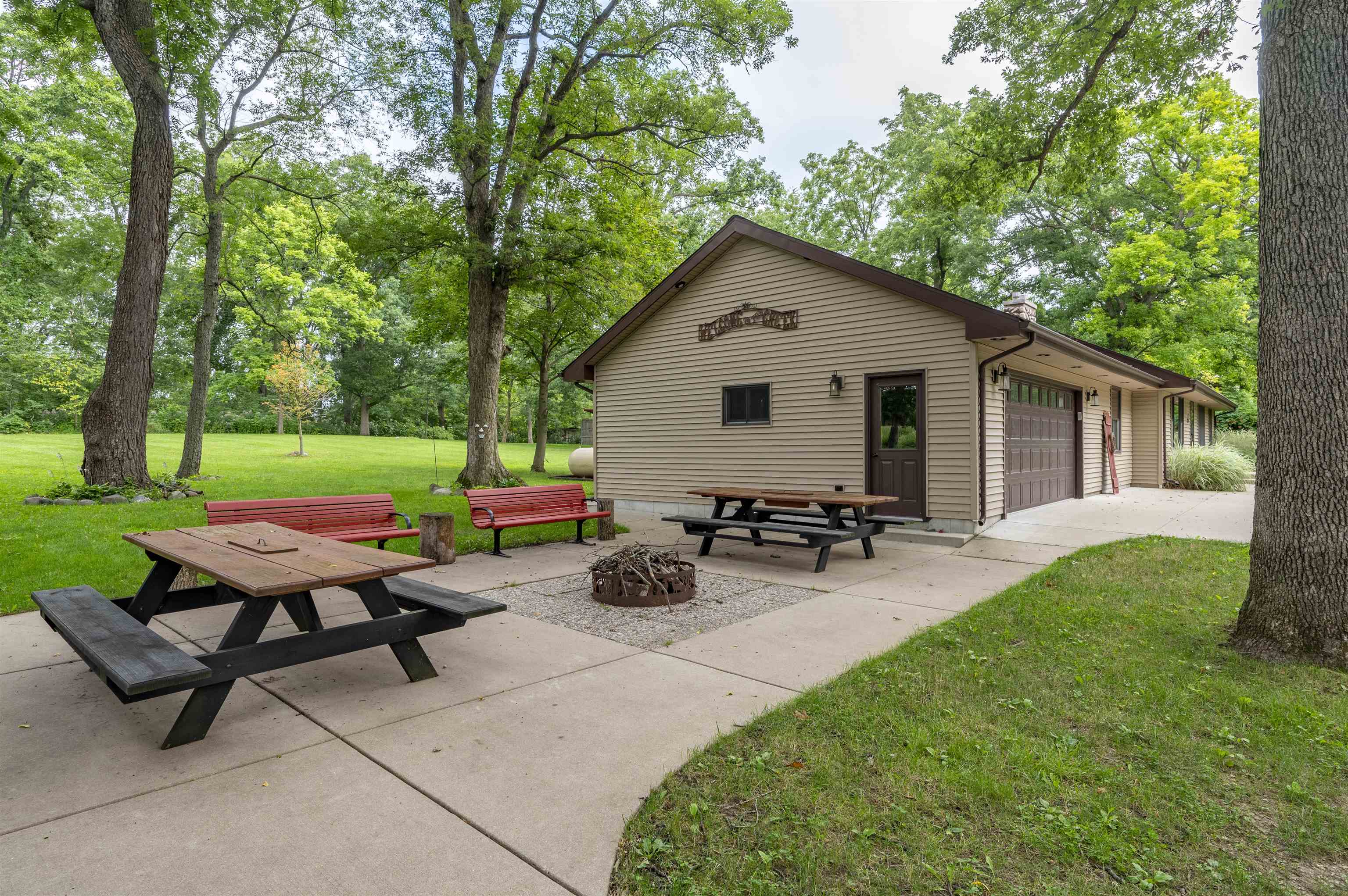 4410 South Chana Road Chana, IL 61015 - Photo 6 of 43 Gallery Image 6
