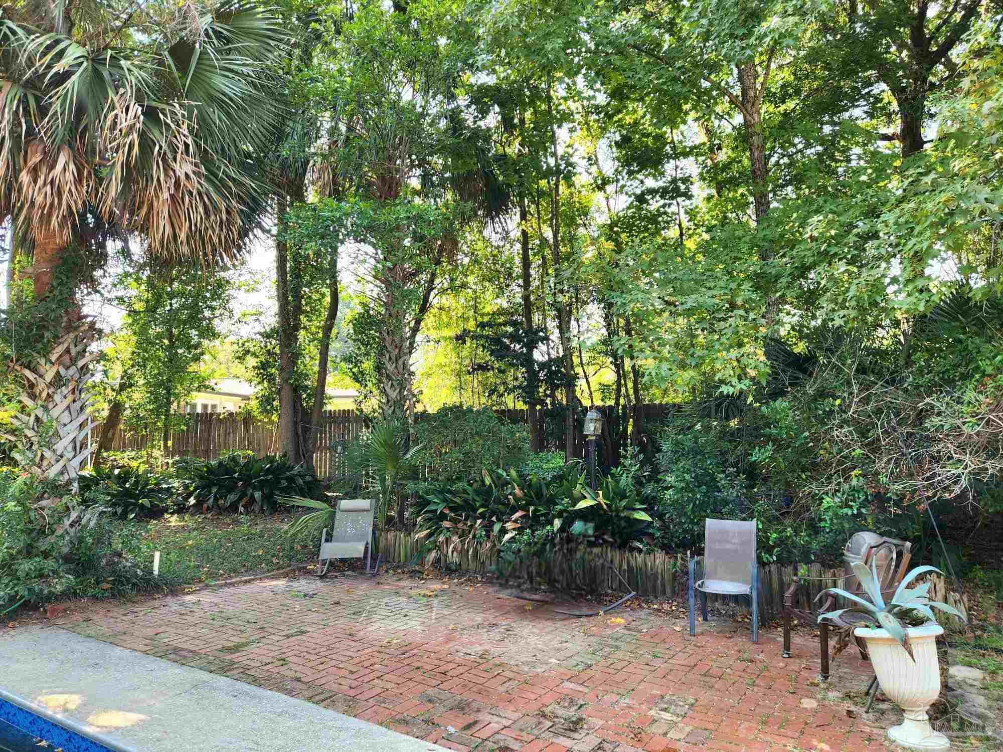 5600 Adelyn Road Pensacola, FL 32504 - Photo 17 of 34 Gallery Image 17