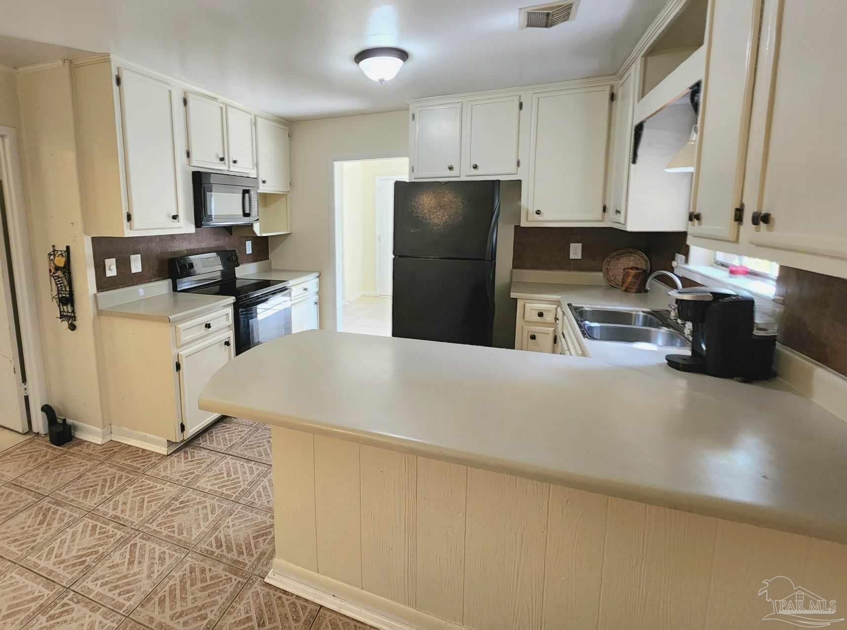 5600 Adelyn Road Pensacola, FL 32504 - Photo 27 of 34 Gallery Image 27