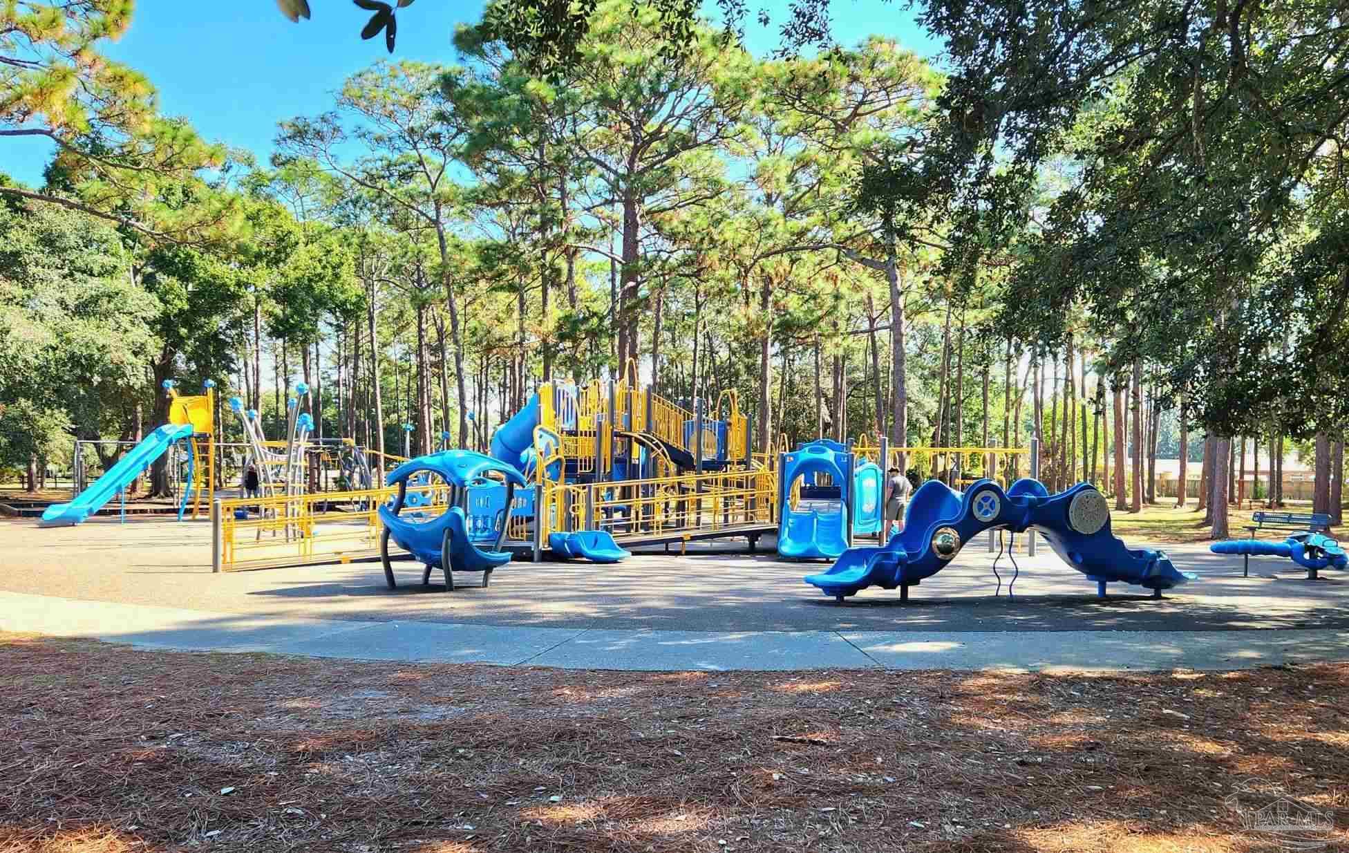 5600 Adelyn Road Pensacola, FL 32504 - Photo 33 of 34 Gallery Image 33