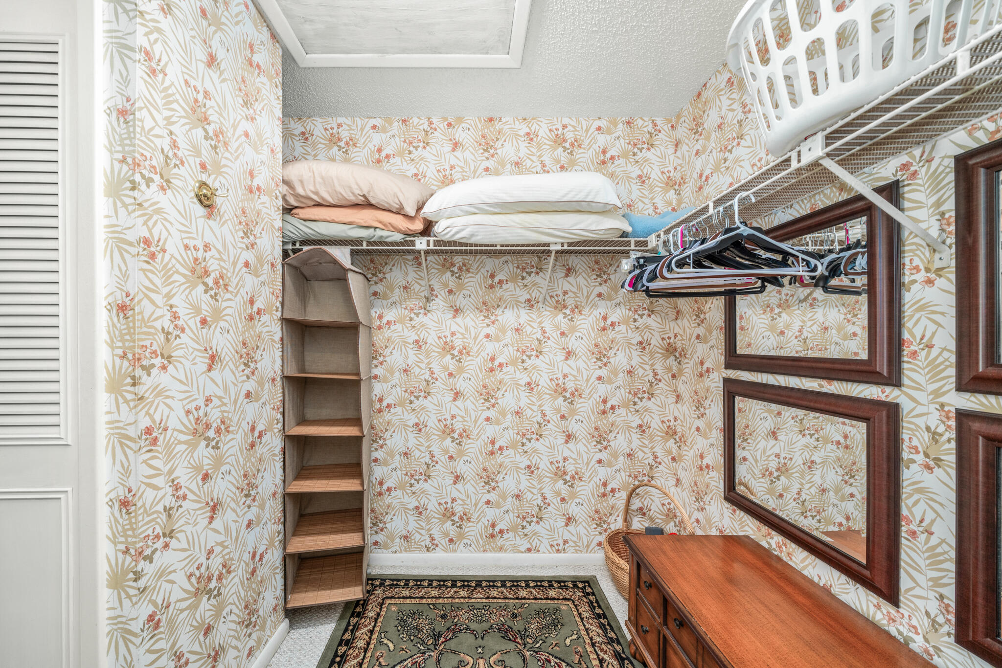 3833 Edgewater Drive Sebring, FL 33872 - Photo 26 of 47 interior - master closet 1