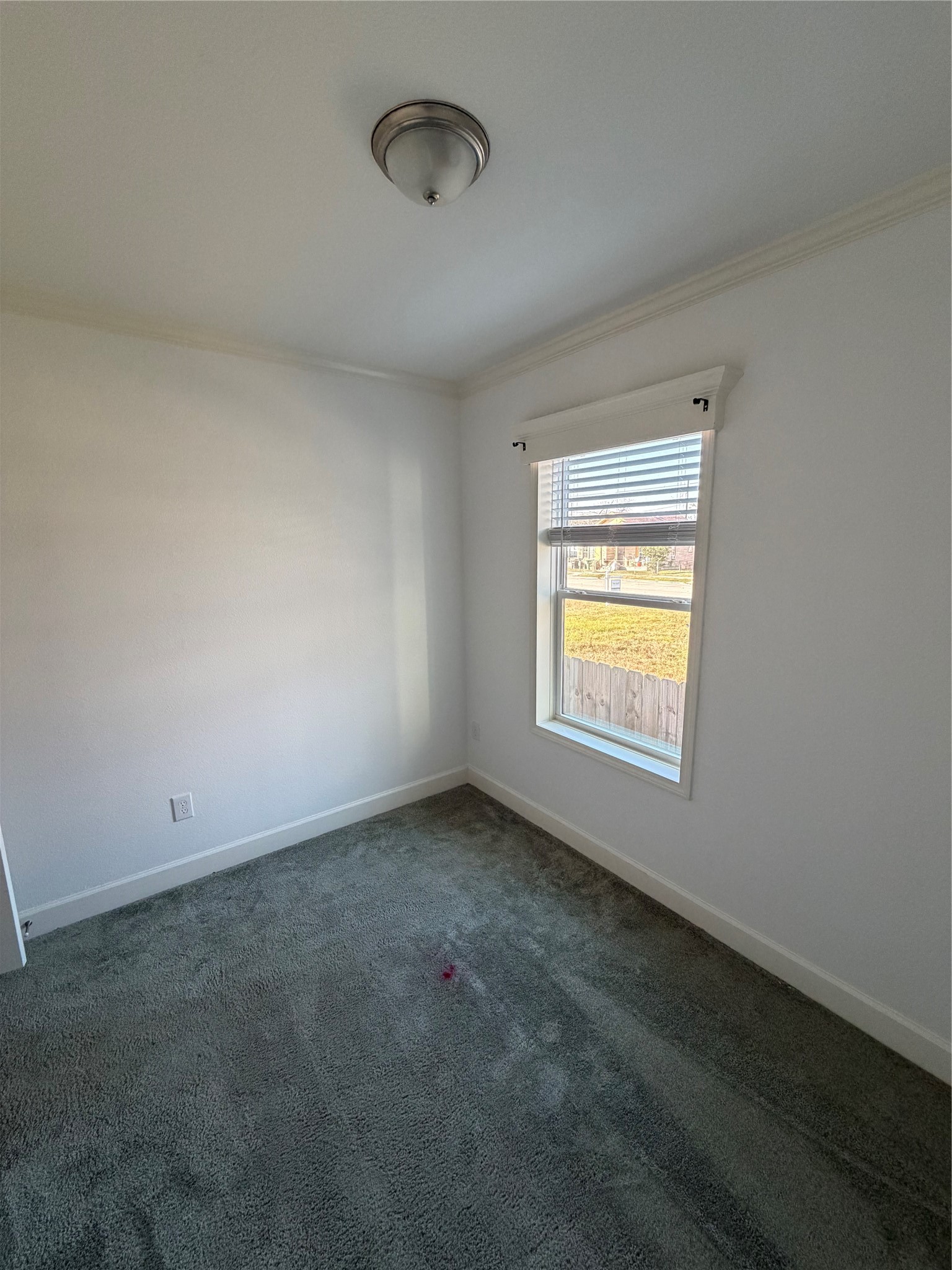 2014 Stevens Street Houston, TX 77026 - Photo 6 of 12 Bedroom 1