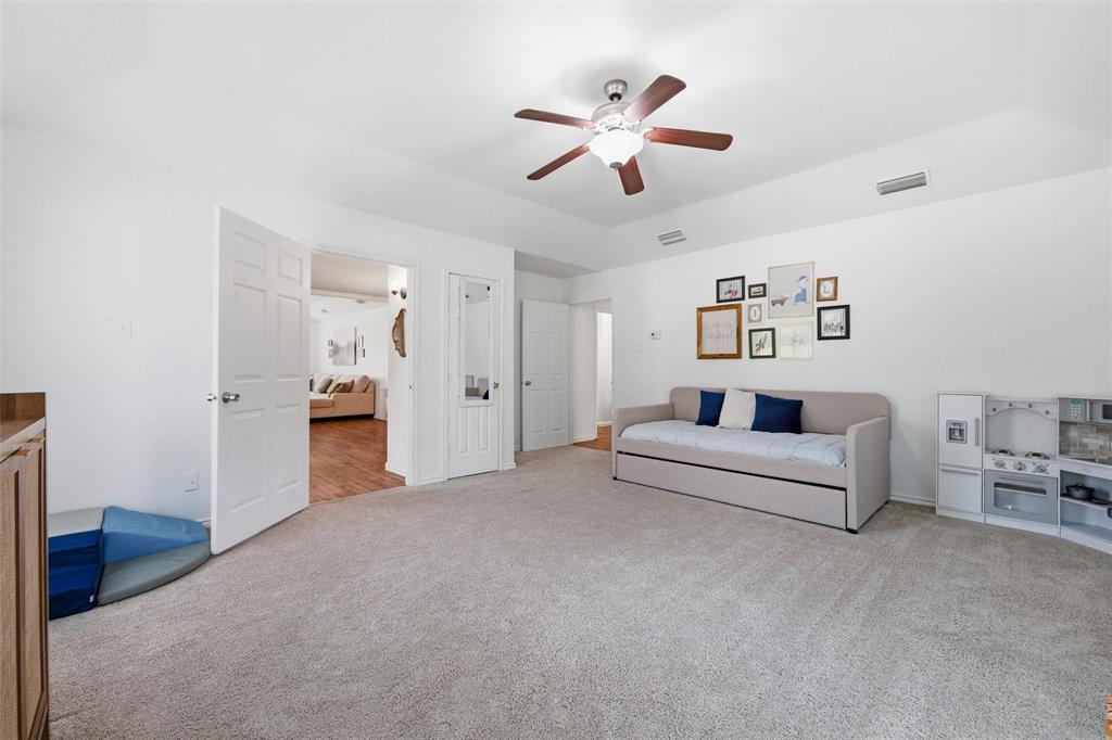 1132 Trinity Drive Benbrook, TX 76126 - Photo 18 of 40
