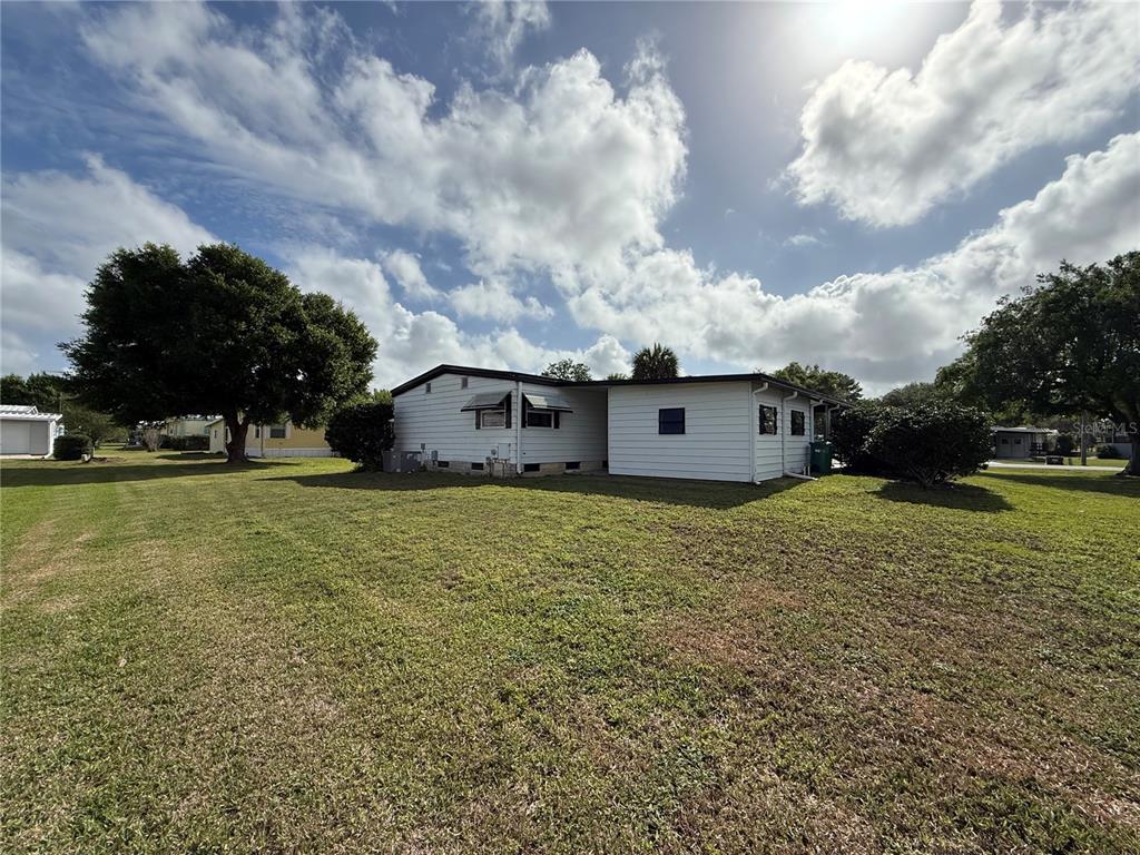 11 North Bobwhite Road Wildwood, FL 34785 - Photo 5 of 34