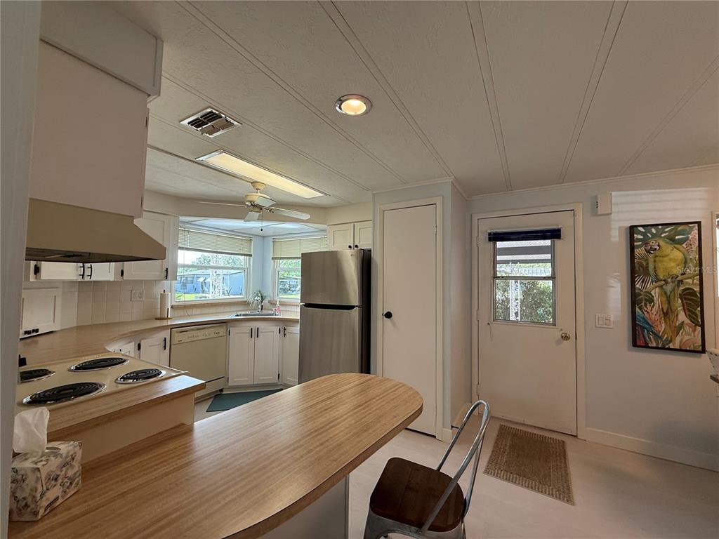 11 North Bobwhite Road Wildwood, FL 34785 - Photo 10 of 34