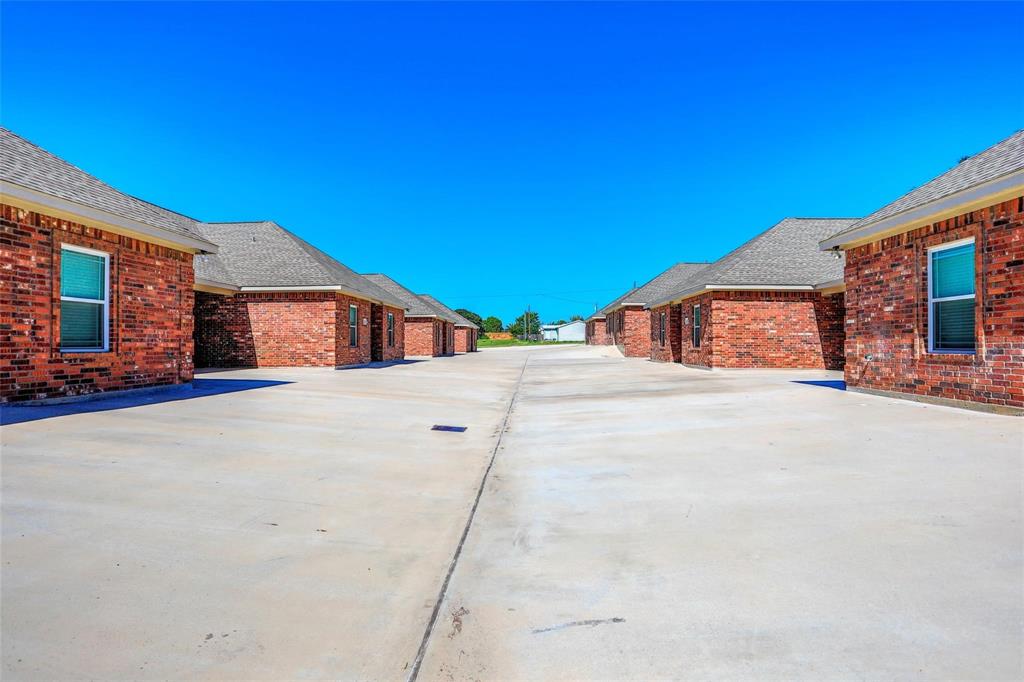 455 Neals Hill Road Oak Ridge, TX 76240 - Photo 2 of 19 View of concrete road