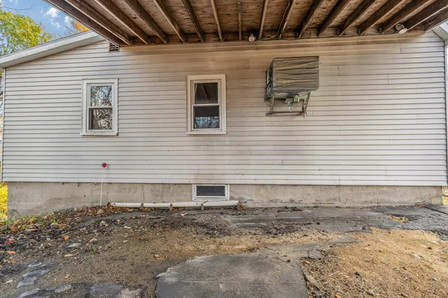 $199,000 | 614 Federal Road, Livermore, ME 04253