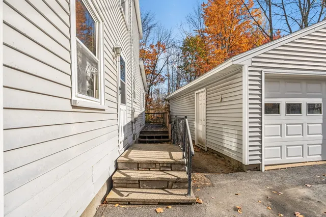 $199,000 | 614 Federal Road, Livermore, ME 04253