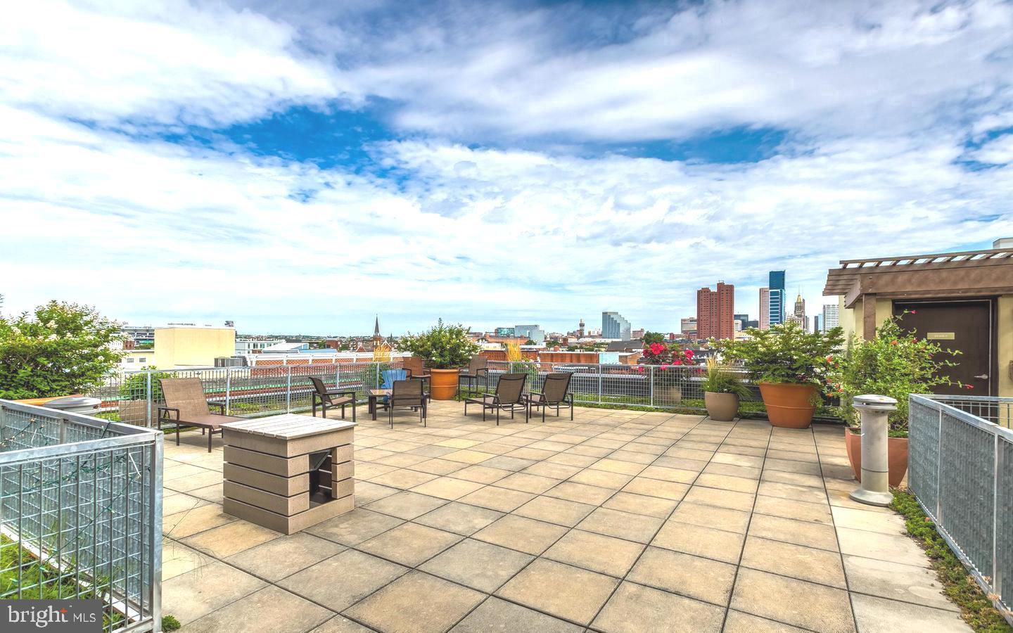 1211 Light Street, Unit 211 Baltimore, MD 21230 - Photo 31 of 40 Community Roof Deck With Skyline Views