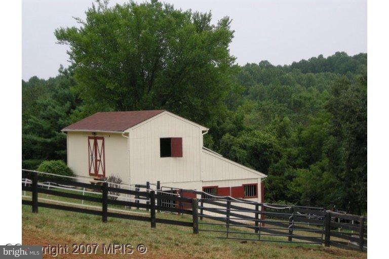 5282 Pond Mountain Road Broad Run, VA 20137 - Photo 2 of 30 Spacious 4-stall Bank Barn w/ tons of hay storage!