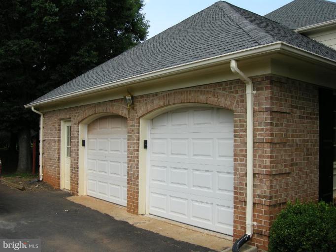 5282 Pond Mountain Road Broad Run, VA 20137 - Photo 30 of 30 SPACIOUS OVERSIZED SIDE-LOAD 2-CAR GARAGE W/MAN-DR