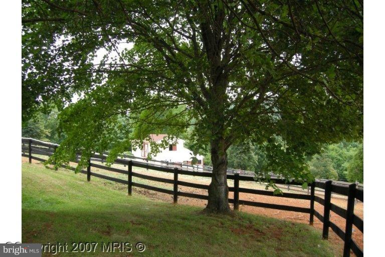 5282 Pond Mountain Road Broad Run, VA 20137 - Photo 5 of 30 Exterior #3