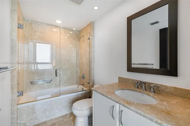 $9,000 | 1331 Brickell Bay Drive, Unit 1703, Miami, FL 33131