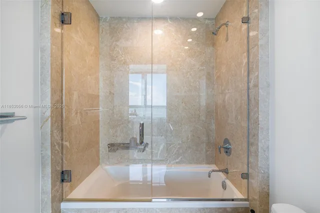 $9,000 | 1331 Brickell Bay Drive, Unit 1703, Miami, FL 33131