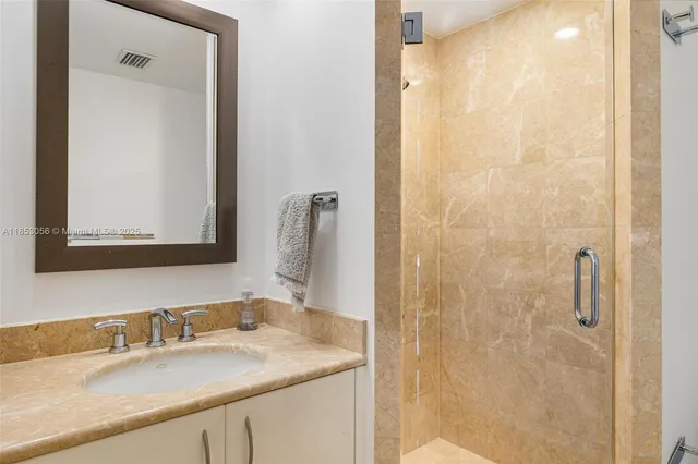 $9,000 | 1331 Brickell Bay Drive, Unit 1703, Miami, FL 33131