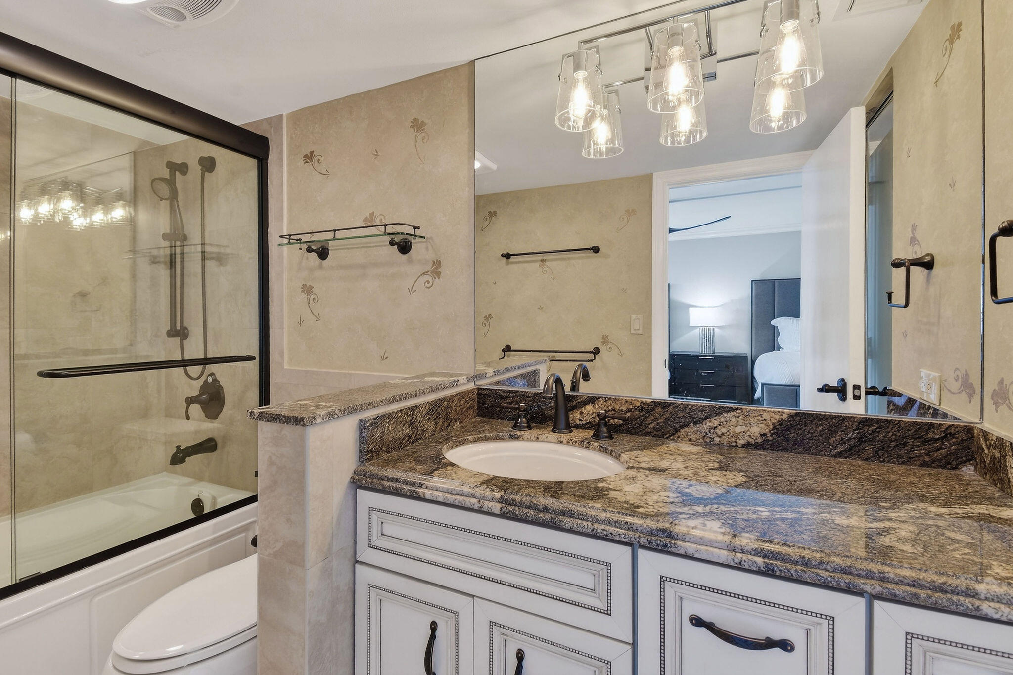 5380 North Ocean Drive, Unit 22I Singer Island, FL 33404 - Photo 25 of 48 5380NOceanDr#22i(40)