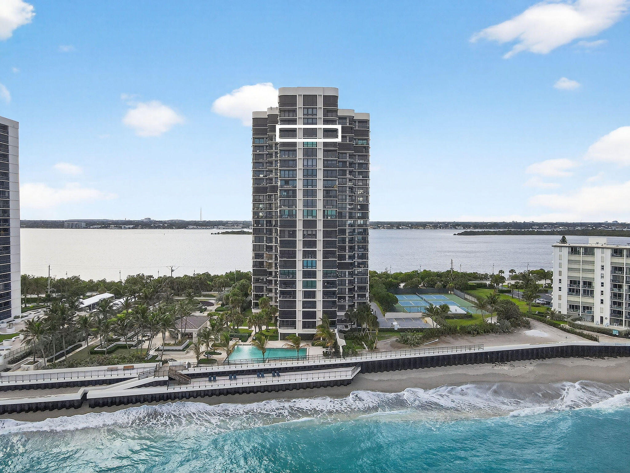 5380 North Ocean Drive, Unit 22I Singer Island, FL 33404 - Photo 48 of 48 5380NOceanDr#22iAerials(1)a