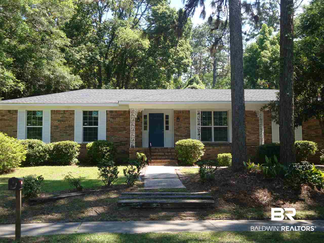 702 Gayfer Avenue Fairhope, AL 36532 - Photo 1 of 23