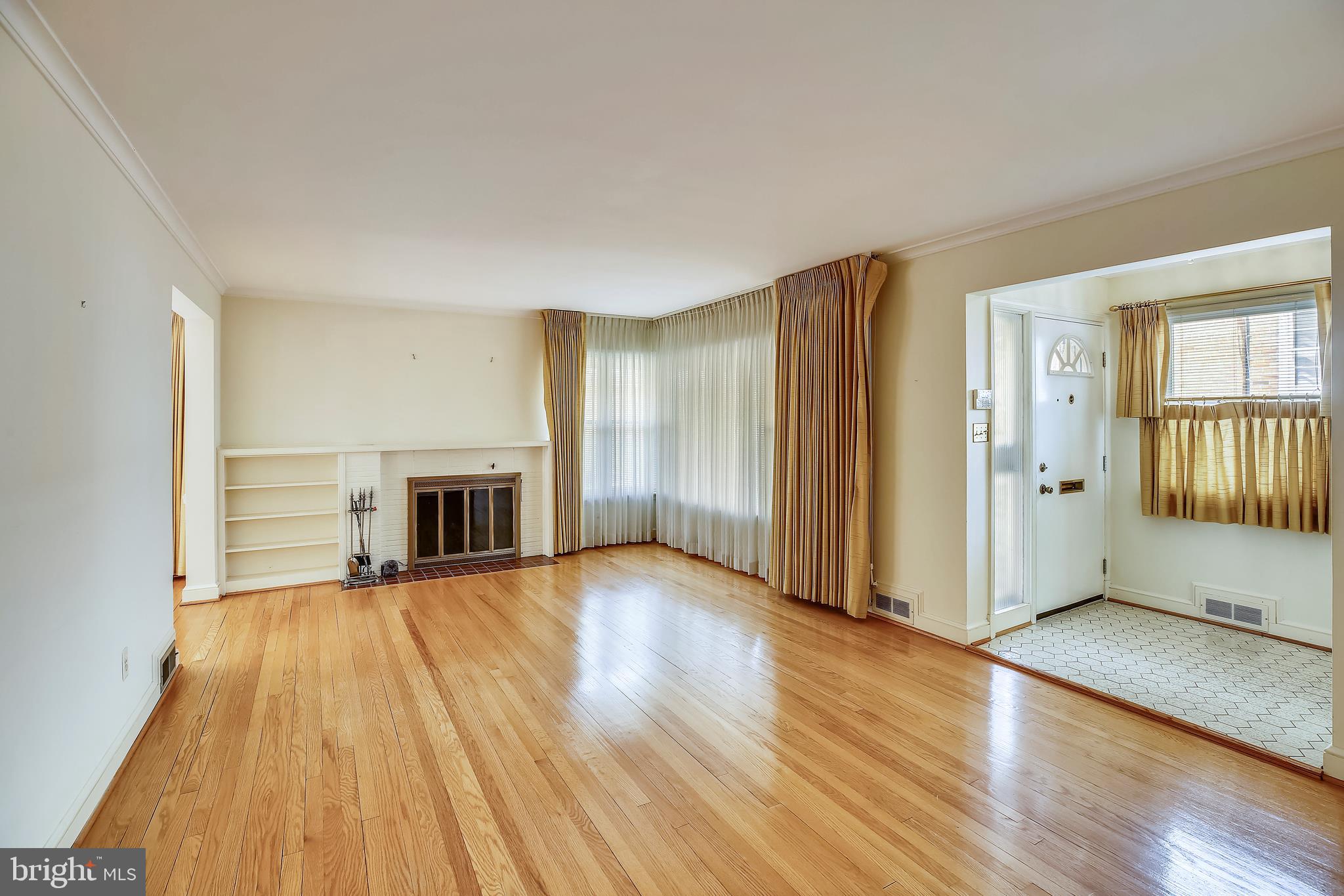 1426 Leegate Road Northwest Washington, DC 20012 - Photo 11 of 43 Gallery Image 11