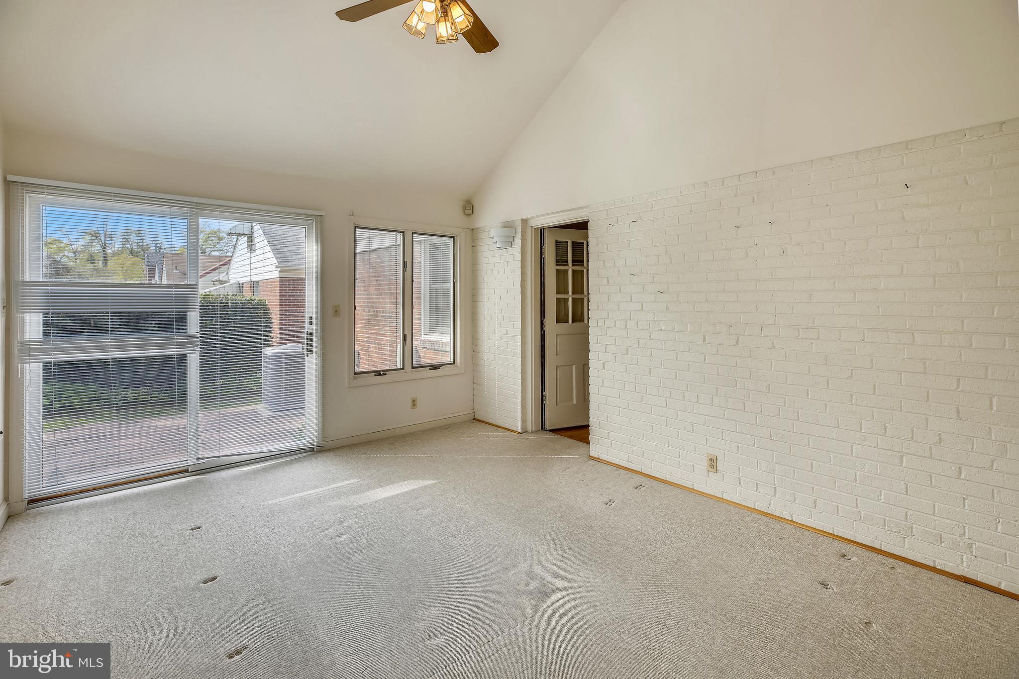 1426 Leegate Road Northwest Washington, DC 20012 - Photo 16 of 43 Gallery Image 16