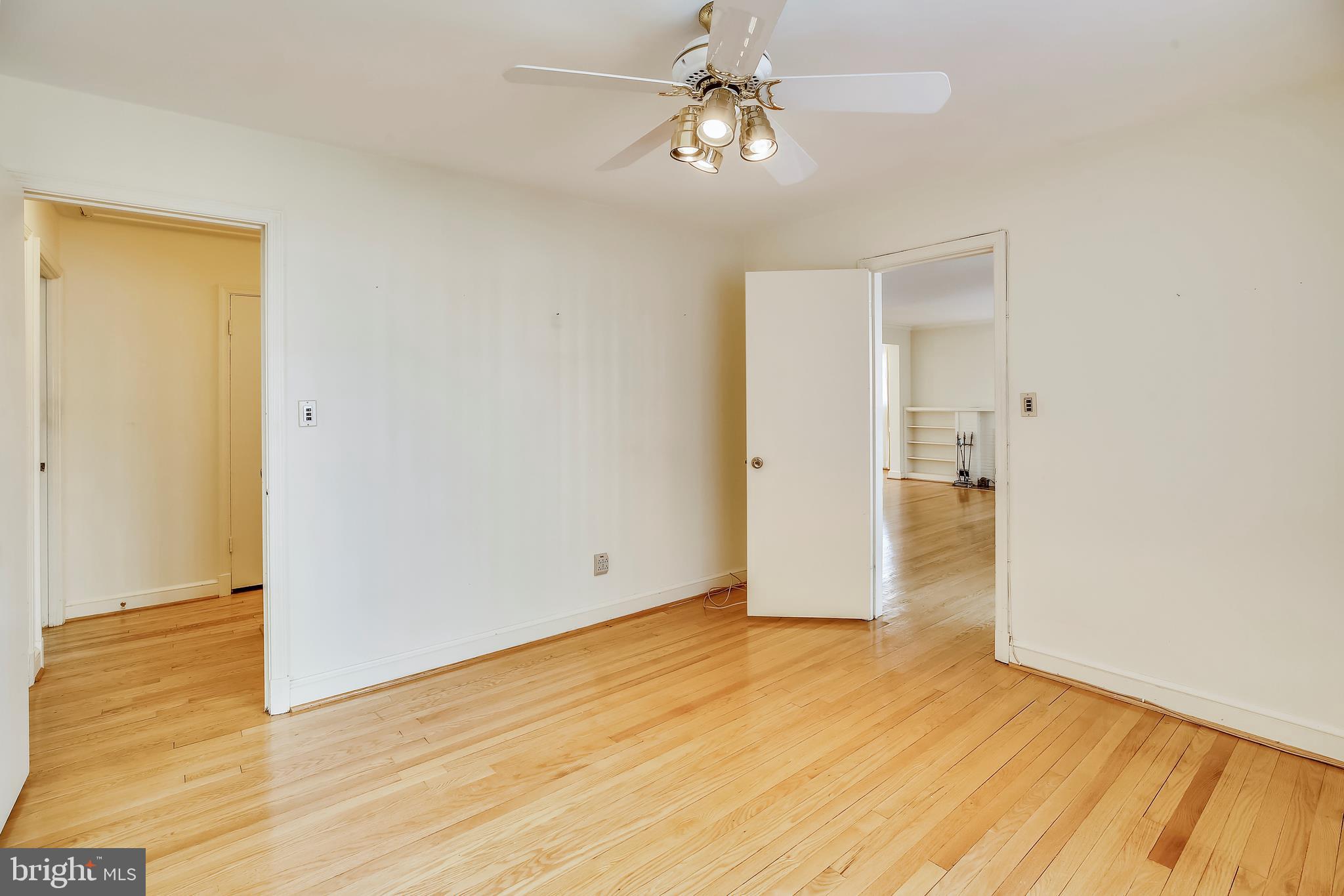 1426 Leegate Road Northwest Washington, DC 20012 - Photo 28 of 43 Gallery Image 28